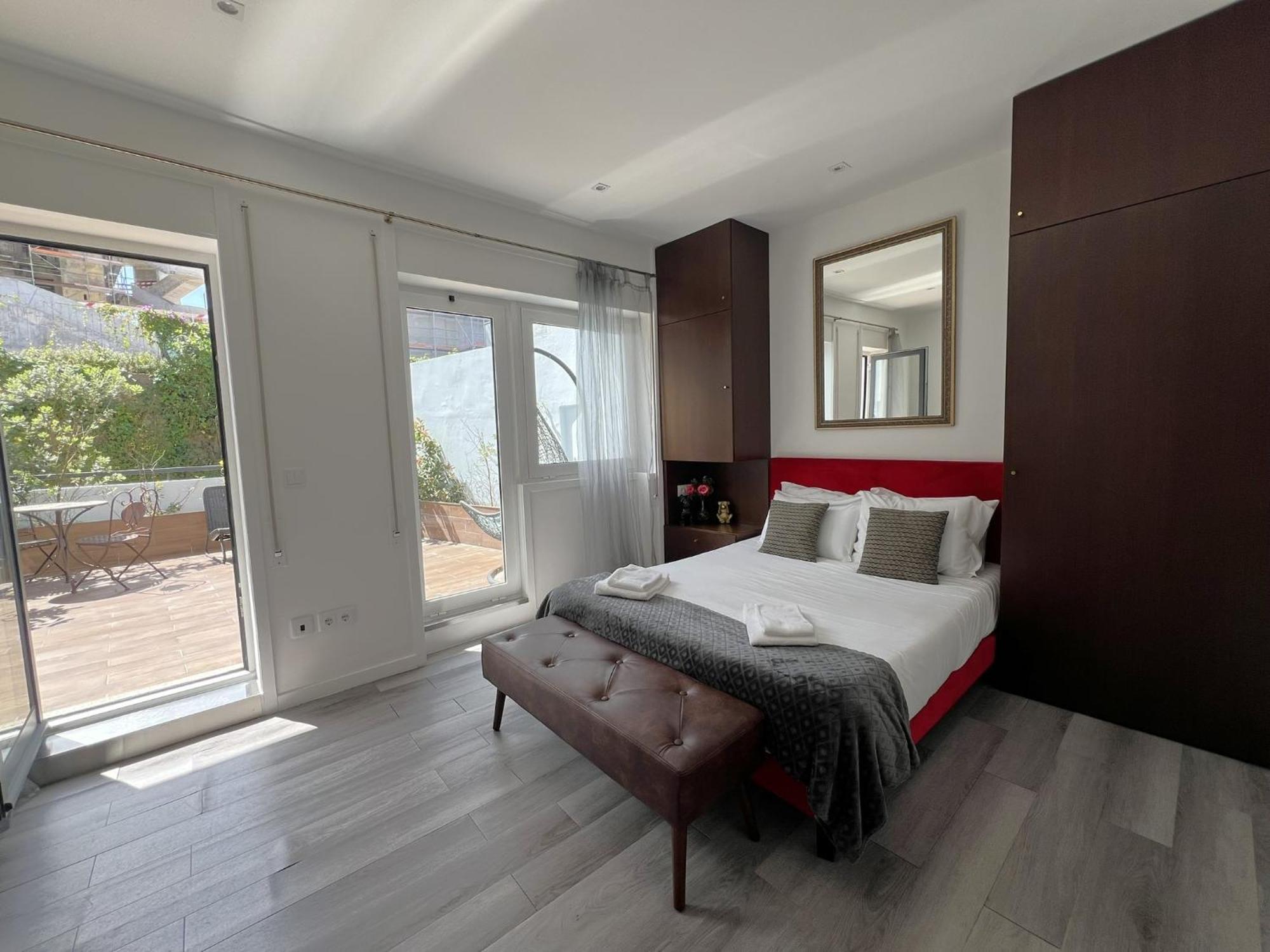Almada Studios&Suites Porto Exterior foto