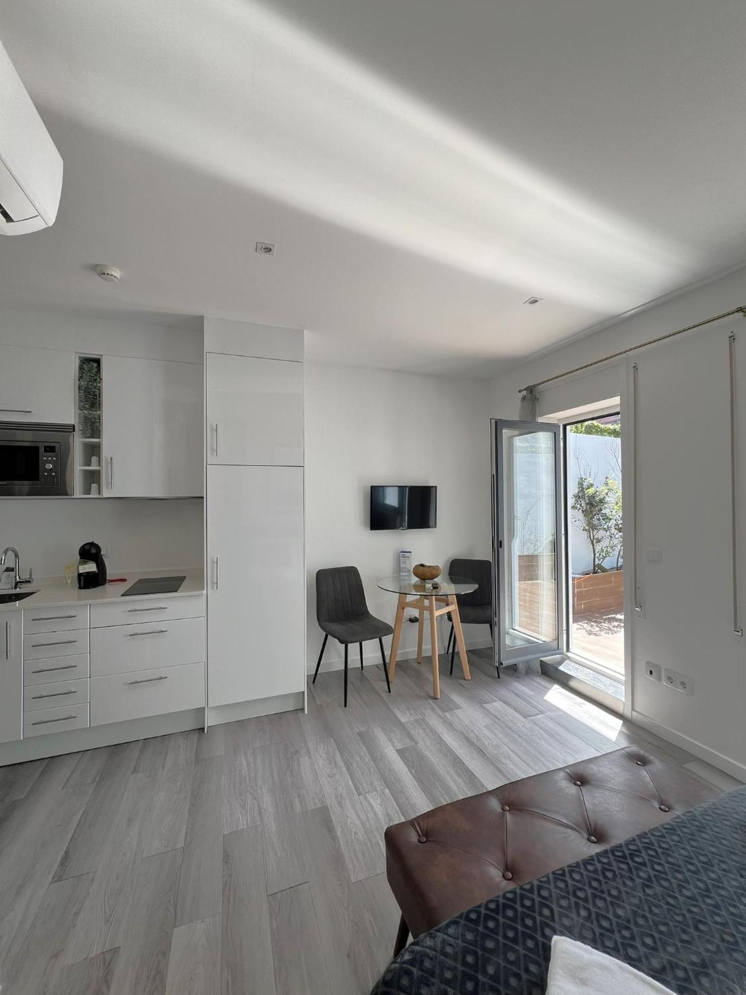 Almada Studios&Suites Porto Exterior foto